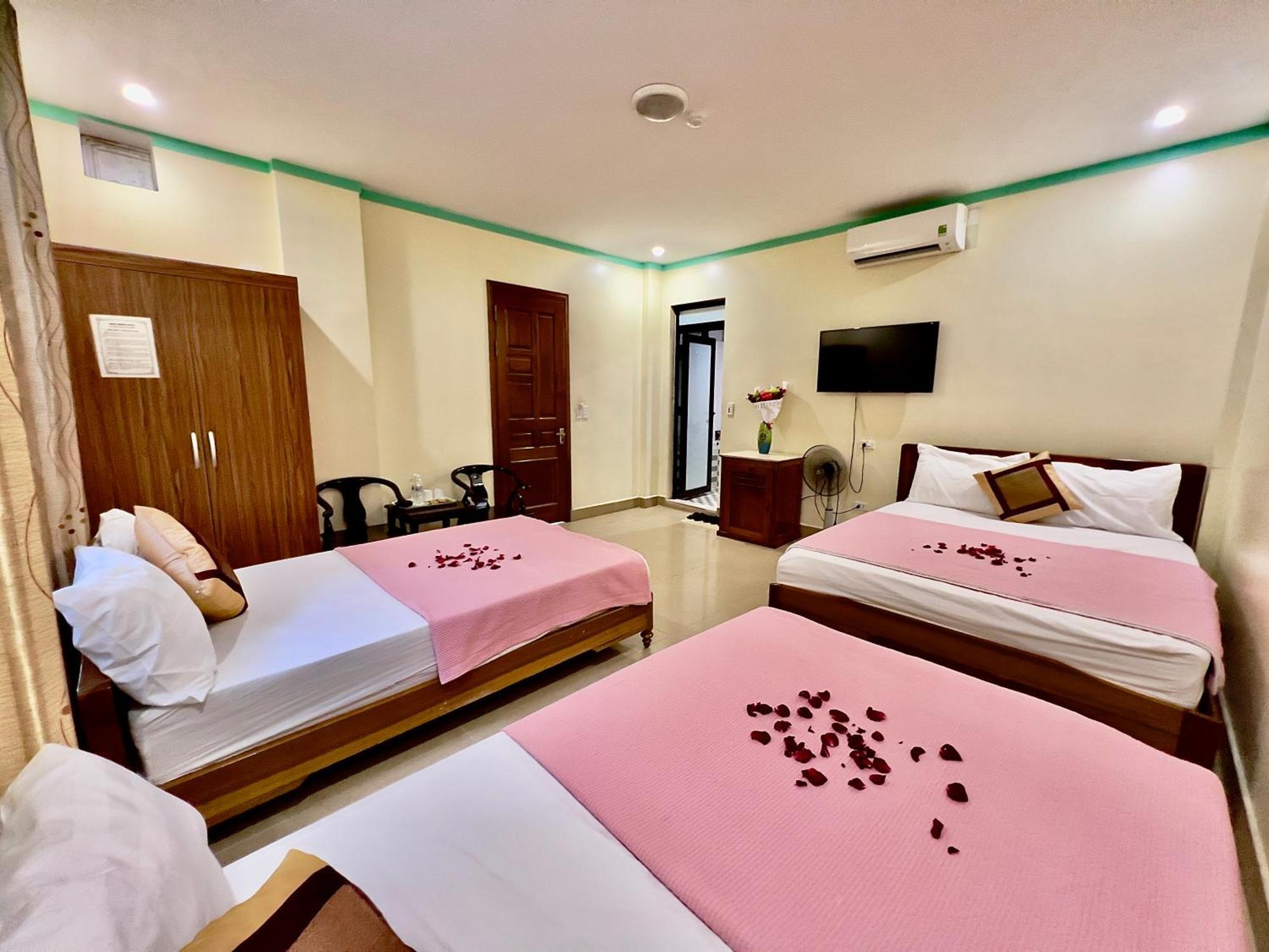 Manh Vuong Hotel Catba Dong Khe Sau Екстер'єр фото