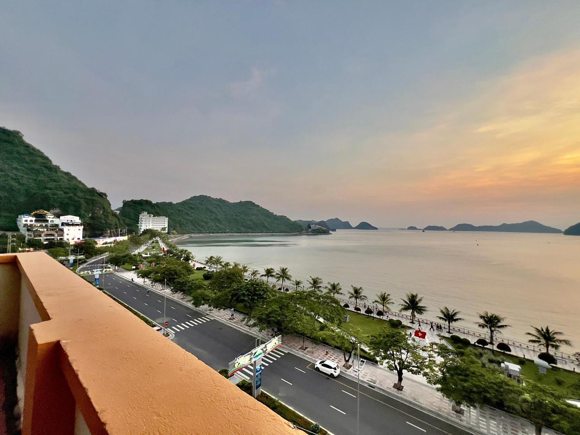 Manh Vuong Hotel Catba Dong Khe Sau Екстер'єр фото
