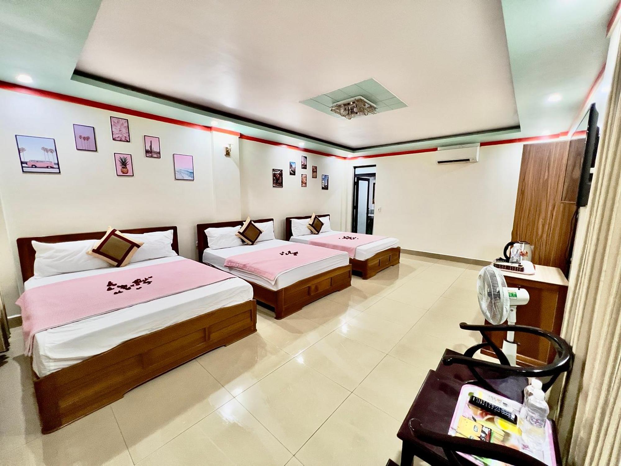 Manh Vuong Hotel Dong Khe Sau Екстер'єр фото