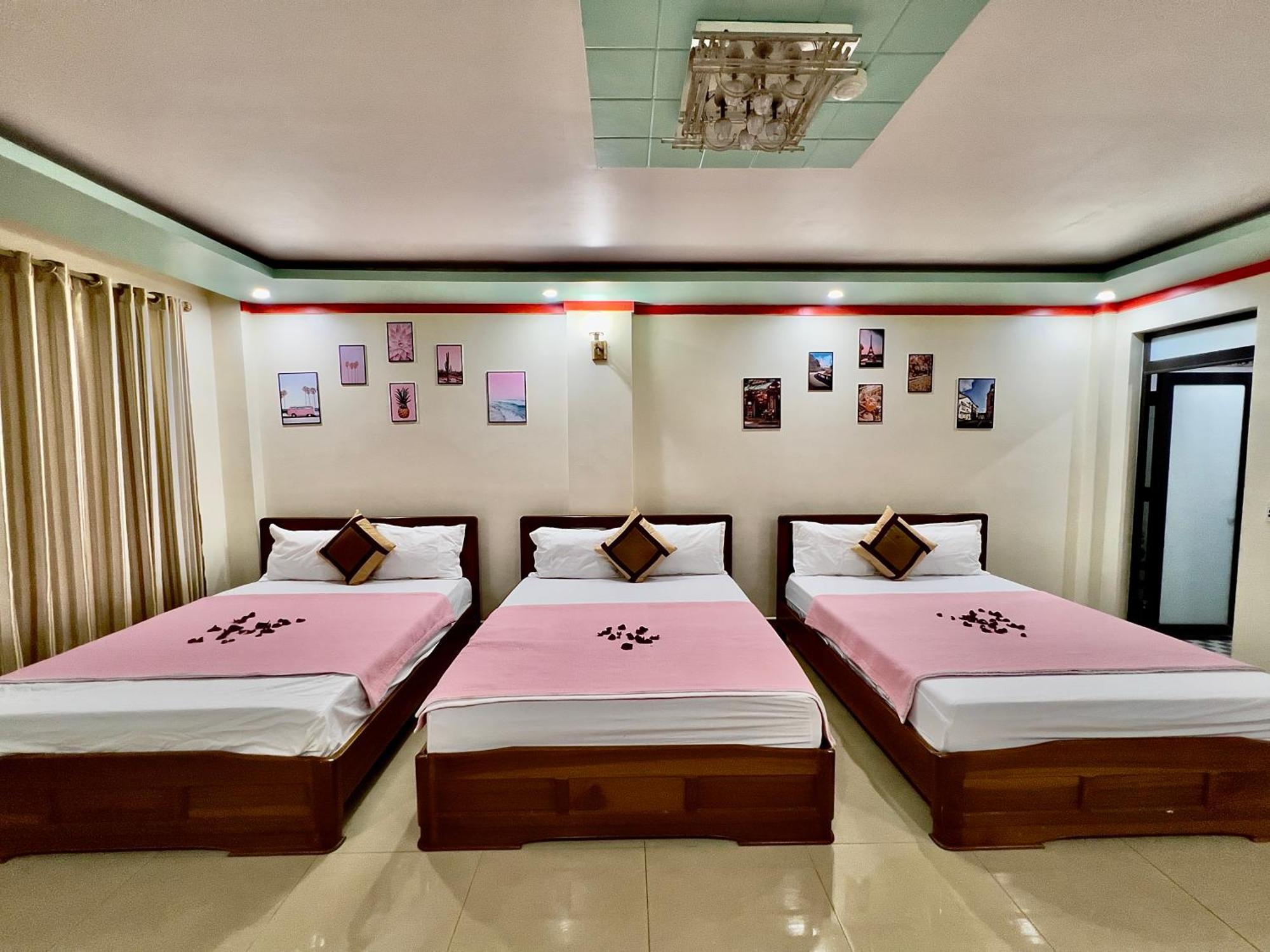 Manh Vuong Hotel Dong Khe Sau Екстер'єр фото